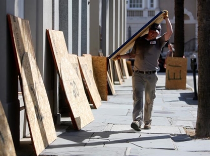 Surge, wind, rain, floods: Hurricane Florence could hit hard | iNFOnews.ca