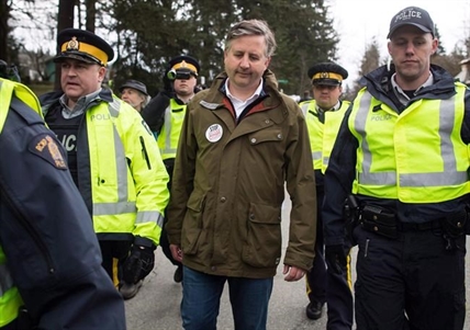 Newcomes vying to fill power void in Vancouver's 'weird' election race: expert | iNFOnews.ca