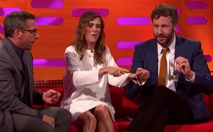 TRENDING NOW: Four comedians upstaged by a fly | iNFOnews.ca