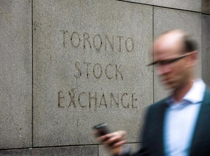 Oil surges and loonie rises but markets muted on new NAFTA deal | iNFOnews.ca