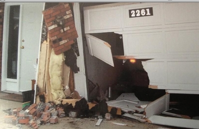 Designated driver crashes into home causing $10,000 in damages | iNFOnews.ca Designated driver crashes into home causing $10,000 in damages | iNFOnews.ca