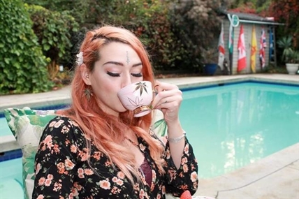 'A bong show': Instagrammers say legalization made #cannabislife more confusing | iNFOnews.ca