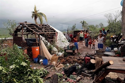 Hurricane Willa dissipates, but evacuations continue, towns cut off in Mexico | iNFOnews.ca Hurricane Willa dissipates, but evacuations continue, towns cut off in Mexico | iNFOnews.ca