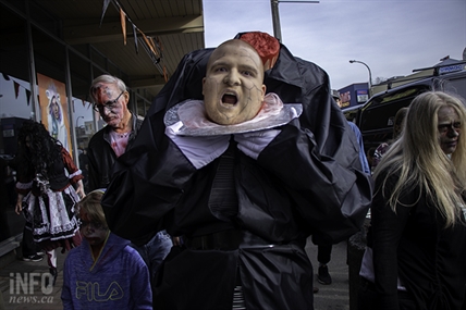 iN PHOTOS: Kamloops zombie walk a "spontaneous community theatre" event | iNFOnews.ca