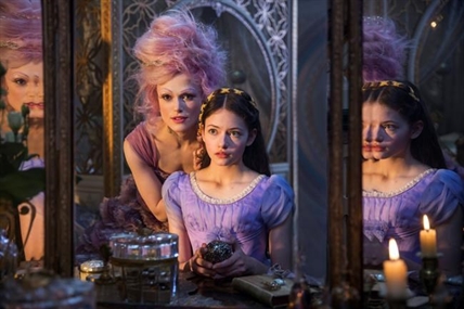 FILM REVIEW: 'The Nutcracker and the Four Realms' falls flat | iNFOnews.ca