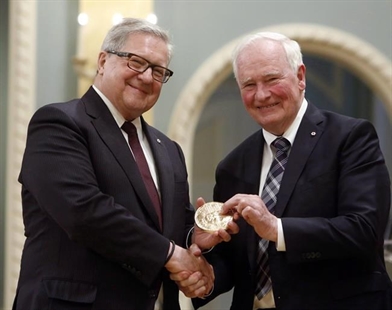 Use frozen funds from dictators to help refugee crisis, says Axworthy | iNFOnews.ca