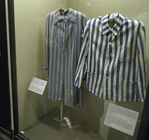 Vancouver man at centre of international outcry over Holocaust memorabilia | iNFOnews.ca
