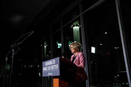 Alberta orders 8.7 per cent oil production cut to help deal with low prices | iNFOnews.ca