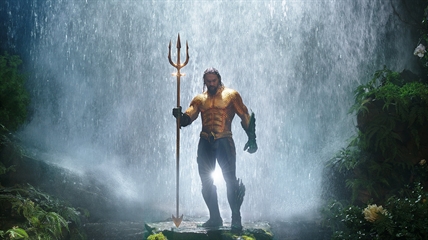 MOVIE REVIEW: Jason Momoa swims but 'Aquaman' sinks | iNFOnews.ca