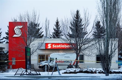 UPDATE: Guards injured, money stolen during overnight blast at Edmonton bank | iNFOnews.ca UPDATE: Guards injured, money stolen during overnight blast at Edmonton bank | iNFOnews.ca