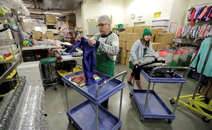 From duct-taped shoes to $11M: Man leaves surprise donations | iNFOnews.ca