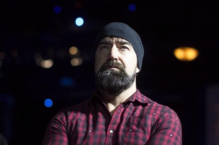 iN VIDEO: Mike Taylor, keyboardist for Walk off the Earth, dies | iNFOnews.ca