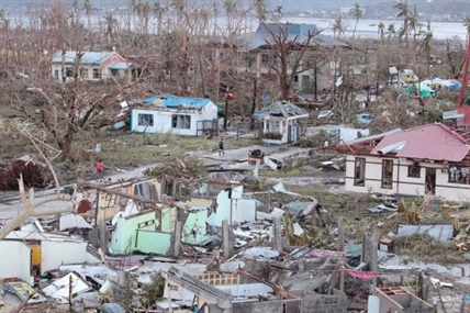 Death toll feared over 1,200 after typhoon slams Philippines | iNFOnews.ca Death toll feared over 1,200 after typhoon slams Philippines | iNFOnews.ca