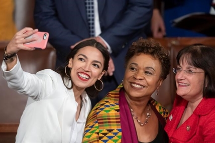 UPDATE: House elects Pelosi speaker as diverse new Congress begins | iNFOnews.ca