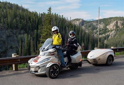Boomer bikers are turning to three-wheelers to keep up life in the fast lane | iNFOnews.ca Boomer bikers are turning to three-wheelers to keep up life in the fast lane | iNFOnews.ca