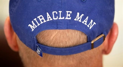 Man thought nearly brain-dead recovers and leaves hospital | iNFOnews.ca Man thought nearly brain-dead recovers and leaves hospital | iNFOnews.ca