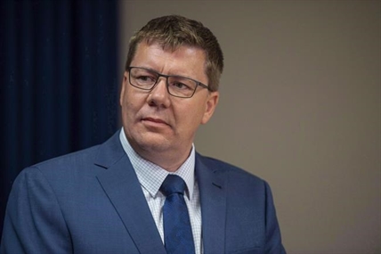 Saskatchewan Premier Scott Moe apologizes to '60s Scoop survivors | iNFOnews.ca