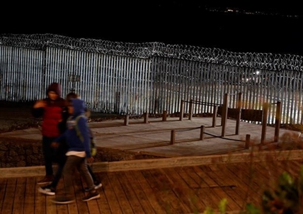 Trump, Democrats taking border wall fight to prime-time TV | iNFOnews.ca Trump, Democrats taking border wall fight to prime-time TV | iNFOnews.ca