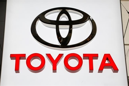 Toyota recalls 1.7M vehicles in North America to fix air bags | iNFOnews.ca