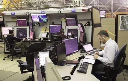 Canadian air traffic controllers buy pizza for U.S. colleagues hit by shutdown | iNFOnews.ca