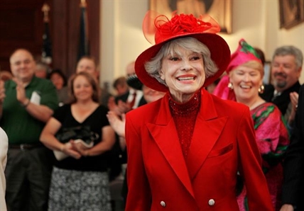 Effervescent 'Hello, Dolly!' icon Carol Channing mourned | iNFOnews.ca Effervescent 'Hello, Dolly!' icon Carol Channing mourned | iNFOnews.ca