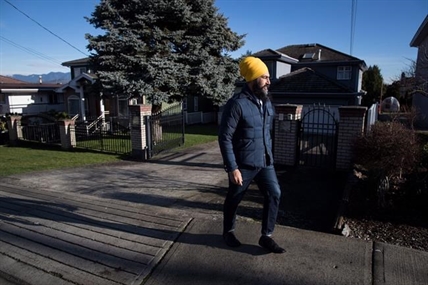 Housing a top issue in Burnaby South as NDP Leader Jagmeet Singh seeks seat | iNFOnews.ca Housing a top issue in Burnaby South as NDP Leader Jagmeet Singh seeks seat | iNFOnews.ca