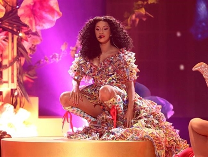Cardi B declined Super Bowl halftime with 'mixed feelings' | iNFOnews.ca