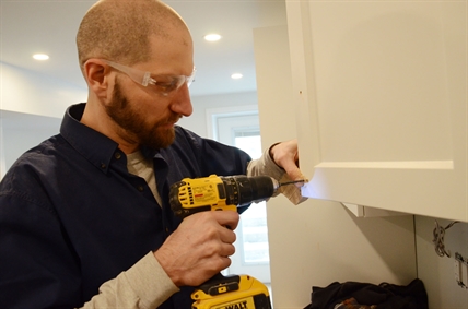 Booming construction industry leaves contractors scrambling to find workers | iNFOnews.ca Booming construction industry leaves contractors scrambling to find workers | iNFOnews.ca