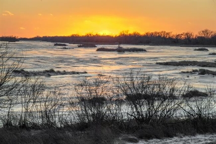 Alienated: Alberta project seeks to find common language on climate change | iNFOnews.ca