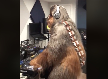 TRENDING NOW: Just a Wookiee breaking it down | iNFOnews.ca TRENDING NOW: Just a Wookiee breaking it down | iNFOnews.ca