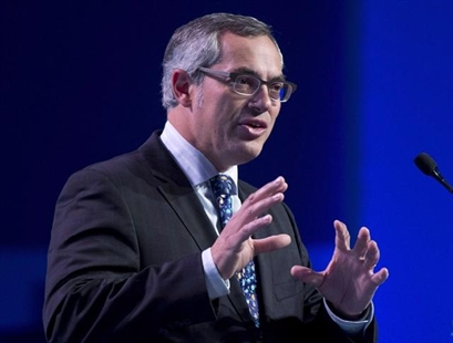 Federal workers rewarded with spa visits, jewelry, iPods, gift cards | iNFOnews.ca