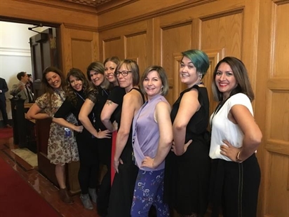 Dress code at B.C. legislature, women make short-sleeve fashion statement | iNFOnews.ca Dress code at B.C. legislature, women make short-sleeve fashion statement | iNFOnews.ca