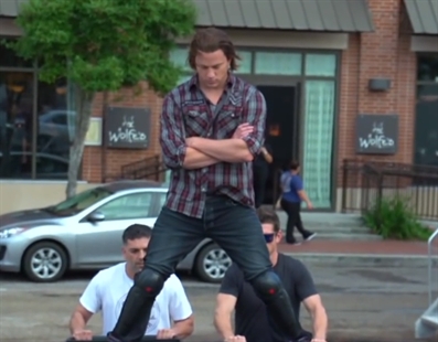 Channing Tatum's epic splits | iNFOnews.ca Channing Tatum's epic splits | iNFOnews.ca