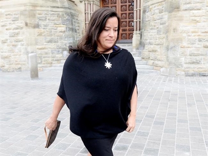 Wilson-Raybould urges restraint after supportive graffiti at constituency office | iNFOnews.ca