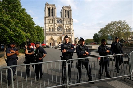 Police official: Short-circuit likely caused Notre Dame fire | iNFOnews.ca