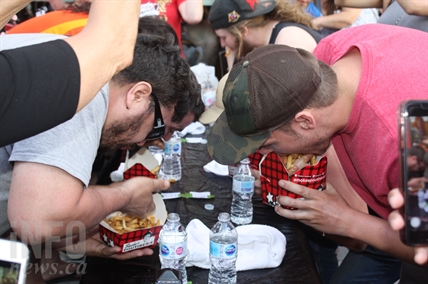 iN PHOTOS: The great poutine eat-off | iNFOnews.ca