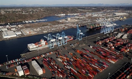 China retaliates on tariffs, stock markets go into a slide | iNFOnews.ca China retaliates on tariffs, stock markets go into a slide | iNFOnews.ca