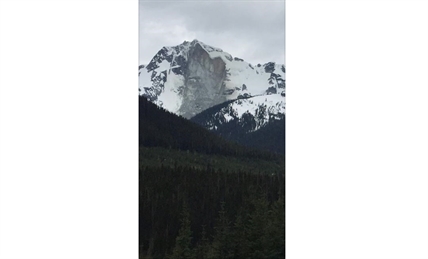 Major slides rip away north face of Joffre Peak near Pemberton, B.C. | iNFOnews.ca