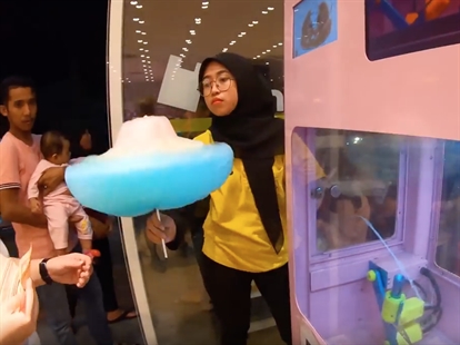 TRENDING NOW: Cotton candy vending machine | iNFOnews.ca TRENDING NOW: Cotton candy vending machine | iNFOnews.ca