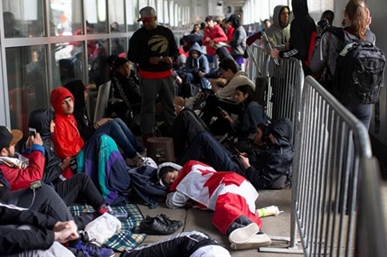 Fans pumped for potentially championship-clinching Raptors game tonight | iNFOnews.ca