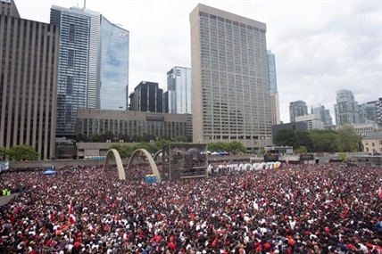 UPDATE: Two people shot at Raptors rally, celebration continued | iNFOnews.ca UPDATE: Two people shot at Raptors rally, celebration continued | iNFOnews.ca