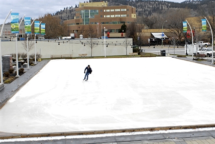 Few lace up for Stuart Park ice rink opening | iNFOnews.ca Few lace up for Stuart Park ice rink opening | iNFOnews.ca