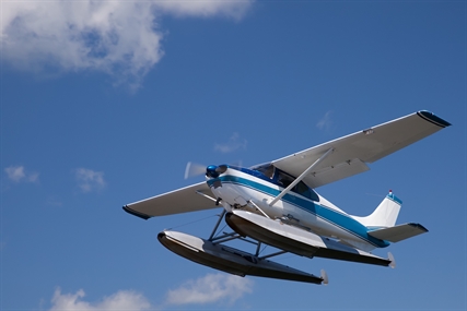 Airline confirms three dead after float plane crashes in Labrador lake | iNFOnews.ca Airline confirms three dead after float plane crashes in Labrador lake | iNFOnews.ca