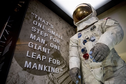iN VIDEO: Apollo 11 astronaut returns to launch pad 50 years later | iNFOnews.ca