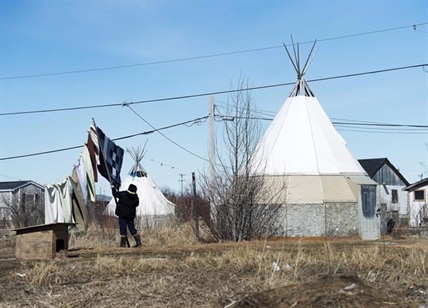 O'Regan to visit Attawapiskat at request of chief: minister's office | iNFOnews.ca