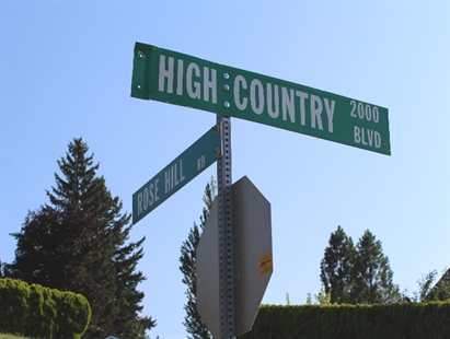 Do Not Steal these awesome local road signs | iNFOnews.ca