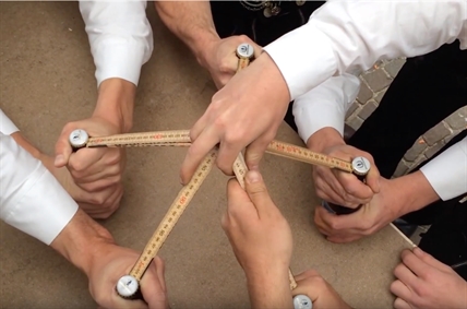 TRENDING NOW: No bottle opener? No problem | iNFOnews.ca