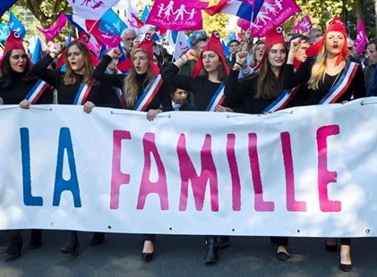 France drafts law to extend IVF to lesbians, single women | iNFOnews.ca