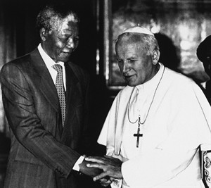 Nelson Mandela dies at age 95; South Africa's president says 'we've lost our greatest son' | iNFOnews.ca Nelson Mandela dies at age 95; South Africa's president says 'we've lost our greatest son' | iNFOnews.ca