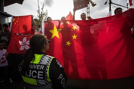 Chrystia Freeland condemns violence in Hong Kong, sparking backlash from China | iNFOnews.ca Chrystia Freeland condemns violence in Hong Kong, sparking backlash from China | iNFOnews.ca
